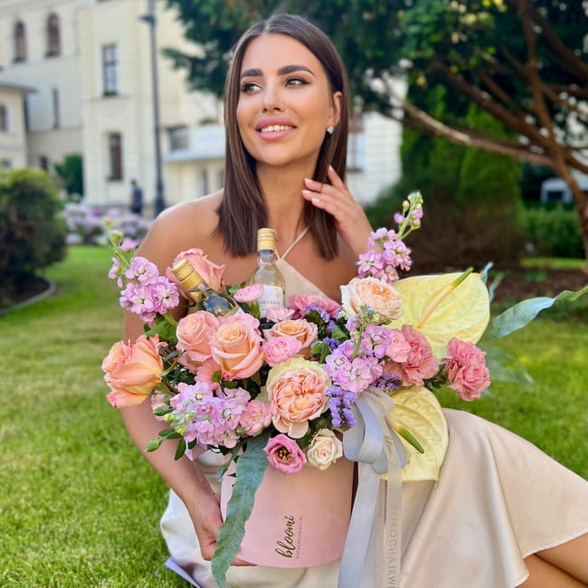 Flower box z anturium - STO LAT MŁODEJ PARZE