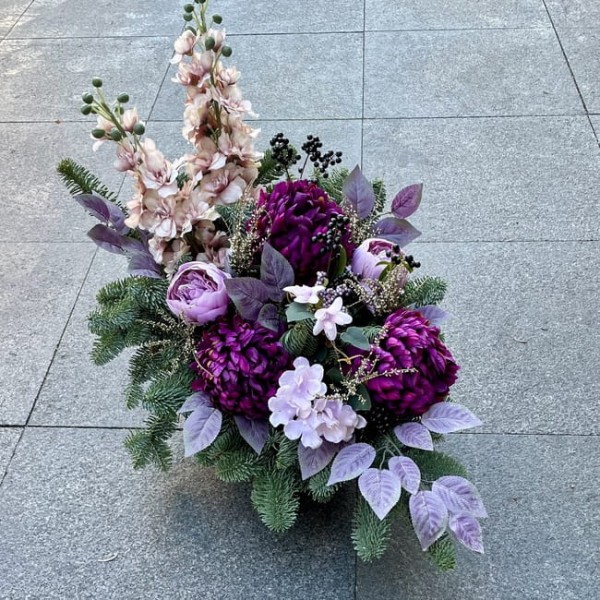Fioletowa kompozycja na grób - U BRAM WIECZNOŚCI