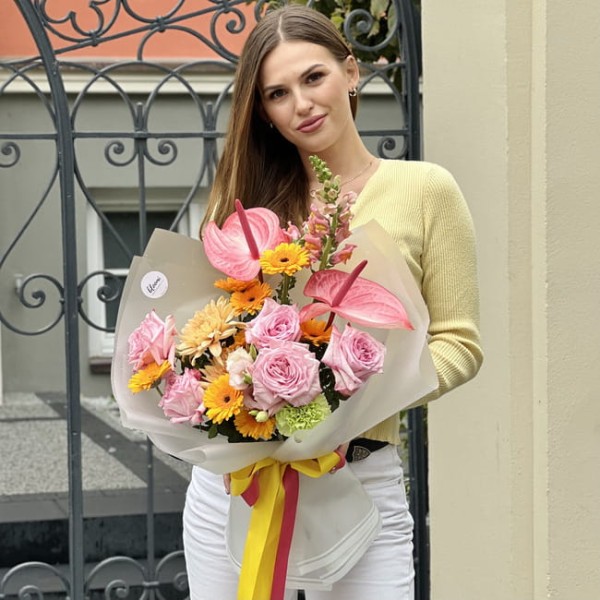 Autorski bukiet z anturium i chryzantemą - Mamy To!