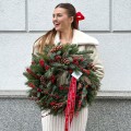 Świąteczny wianek na drzwi
