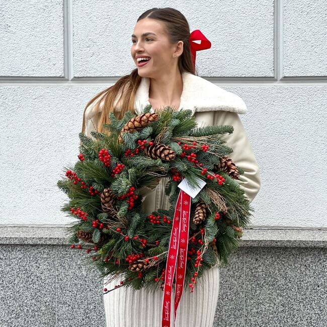 Świąteczny wianek na drzwi