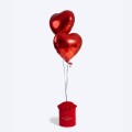 Welurowy flowerbox S + wieczne róże + 2 balony serce z helem