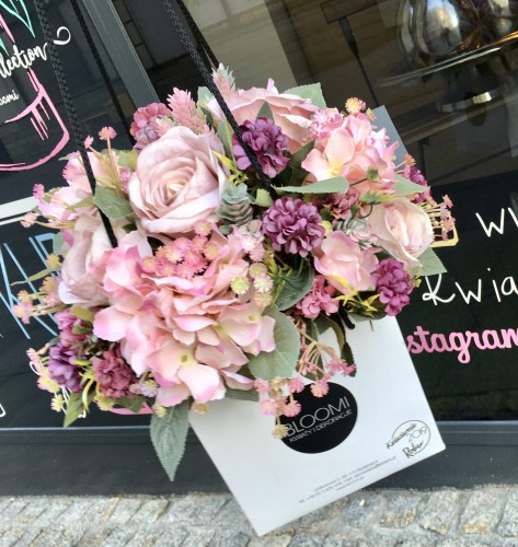 PASTELA Kompozycja ze sztucznych kwiatów 