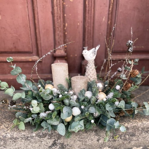 Stroik świąteczny z dwiema świecami - PTASI POSŁANIEC