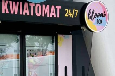 Gdzie w Bydgoszczy kupię kwiaty w nocy lub w święto? Lokalizacje i obsługa kwiatomatu